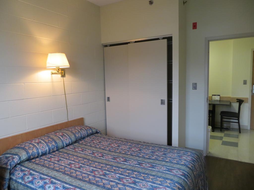 Unb Saint John Summer Hotel Kamer foto